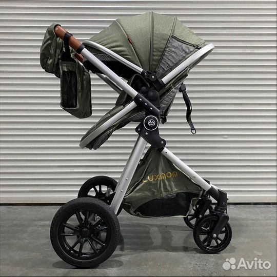 Детская прогулочная коляска Luxmom