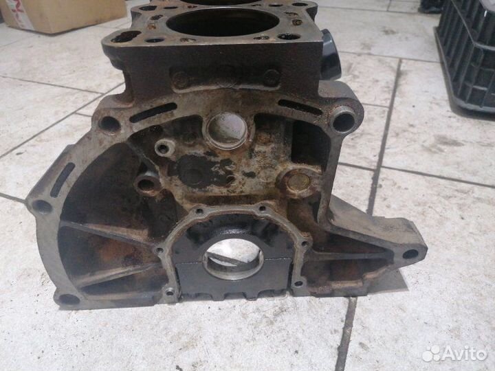 Блок цилиндров Mazda Premacy aecv01 FP