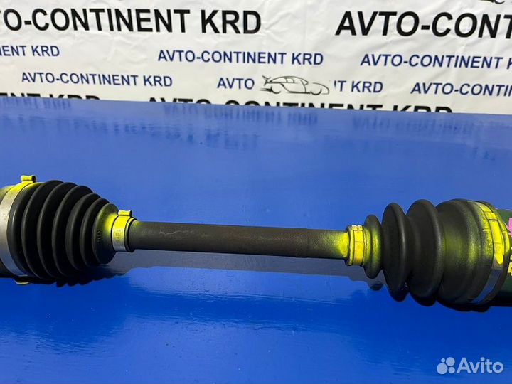 Привод передний левый Mitsubishi Colt Z27A 4G15