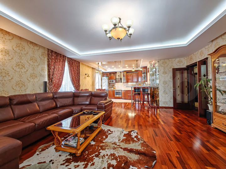 3-к. квартира, 115 м², 15/17 эт.