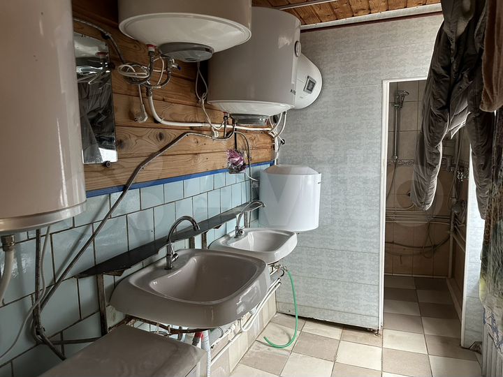 Комната 13,8 м² в > 9-к., 3/5 эт.