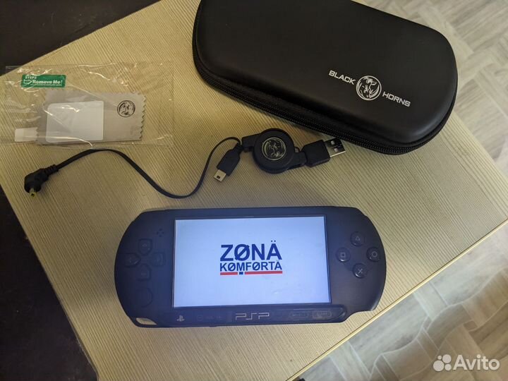 Sony psp e 1008