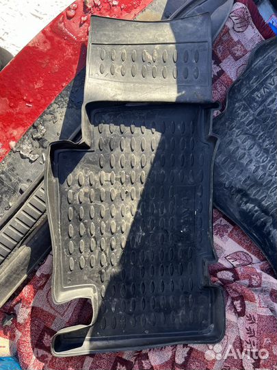 Автомобильные коврики