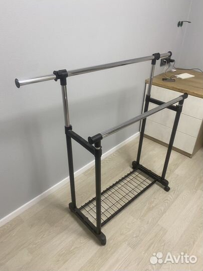 Вешалка напольная