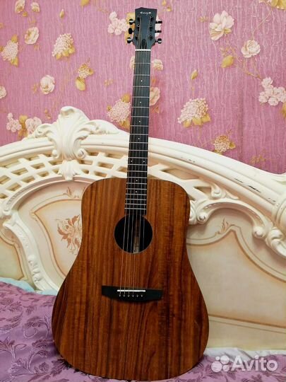 Акустическая гитара