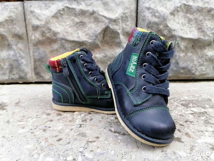 Отдам бесплатно ботинки