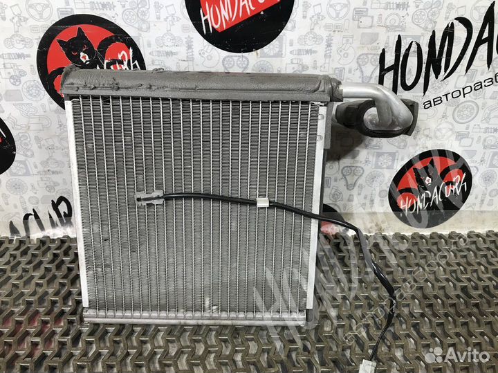 Радиатор кондиционера Acura RDX