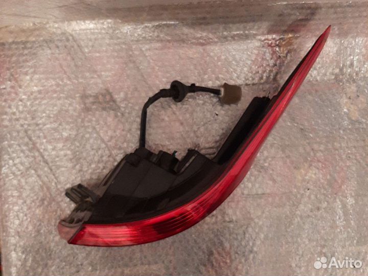 Фонарь задний правый kia rio4 17-20г