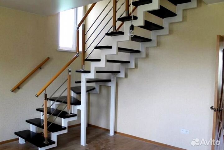 Лестница из листового металла