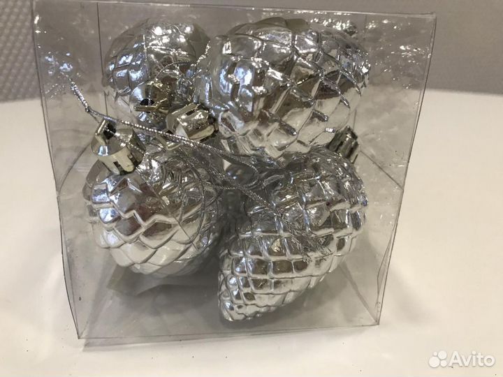 Елочные игрушки