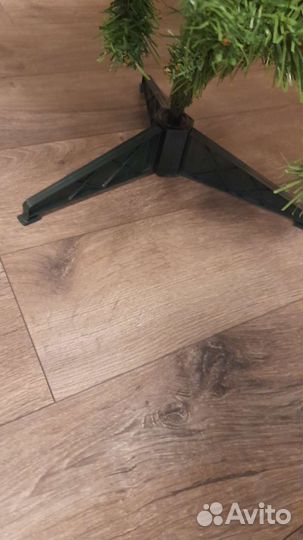 Елка искусственная 180