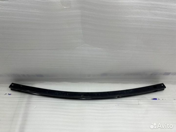 Усилитель бампера передний Тoyota Corolla E210