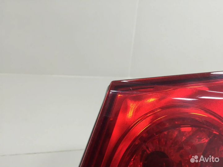 Фонарь задний внутренний правый Chevrolet Cruze J3