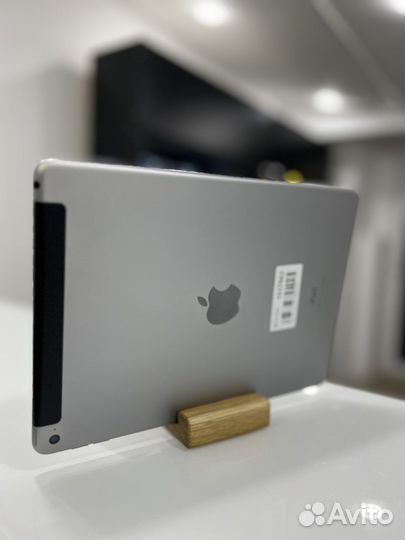 iPad Air 2 16Gb RU/A wifi + cellular