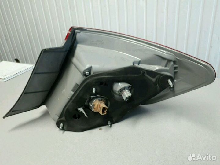 Фонарь левый задний Тойота Камри 50