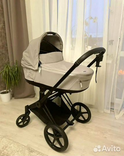 Коляска Cybex priam IV 3 в 1