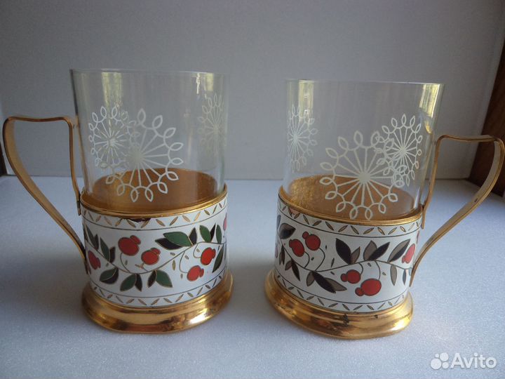 Подстаканники.Латунь.Эмаль.Клюква