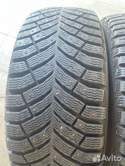 Michelin X-Ice North 4 215/55 R18 99T