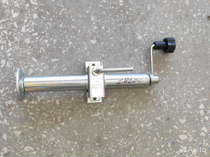 Опорная стойка на прицеп 