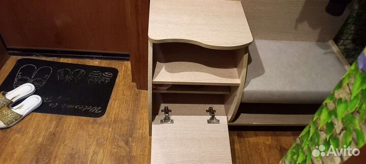 Банкетка в прихожую