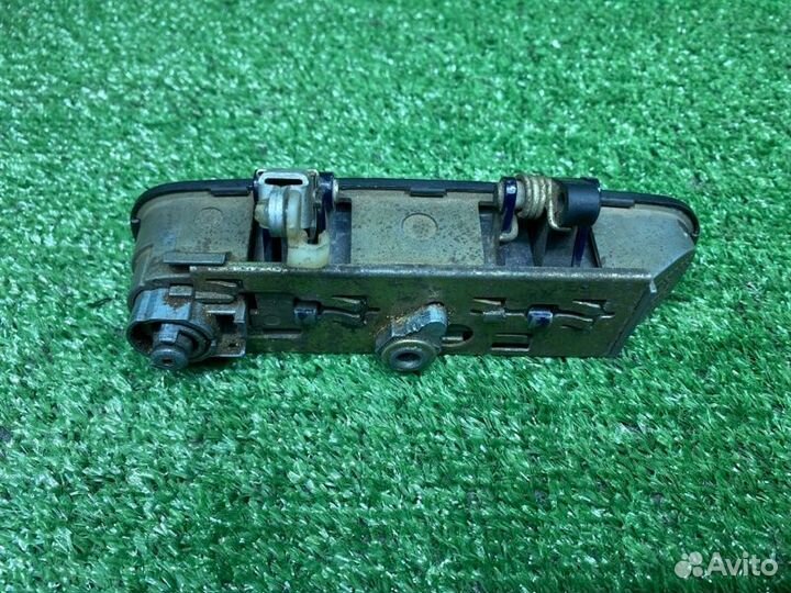 Ручка двери внешняя передняя левая Audi A6 C5