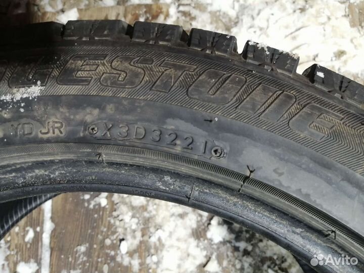 Bridgestone Blizzak Revo GZ 225/50 R17 94S