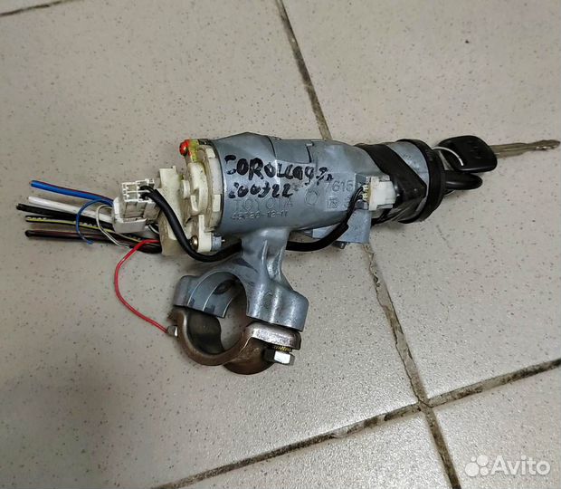 Замок зажигания Toyota Corolla E110 1.3