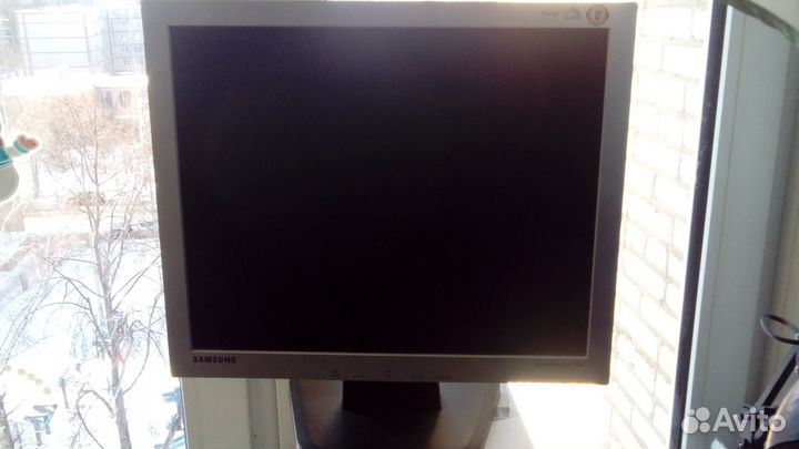 Мониторы Benq, Samsung, ViewSonic