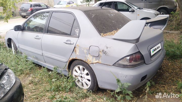 Mitsubishi Lancer 1.8 CVT, 2004, битый, 240 000 км