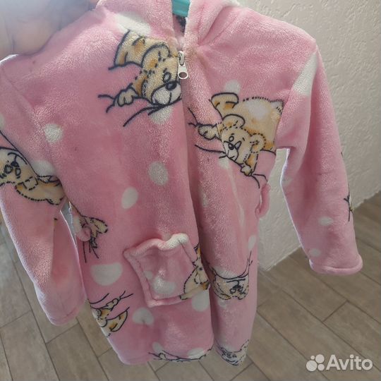 Халатик на девочку 104- 116размер