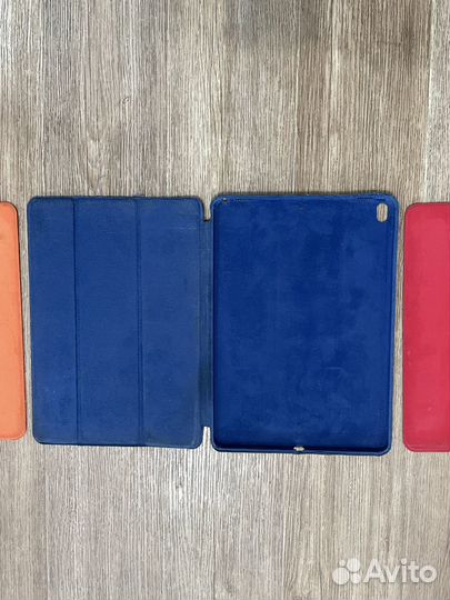 Чехол на iPad