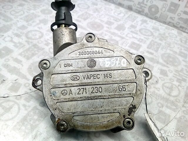 Насос вакуумный Mercedes-Benz C-Класс