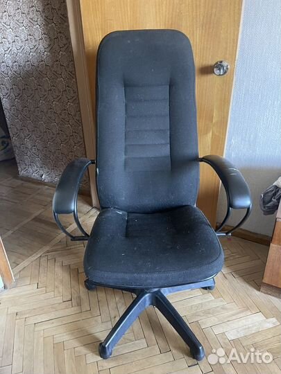 Компьютерное кресло