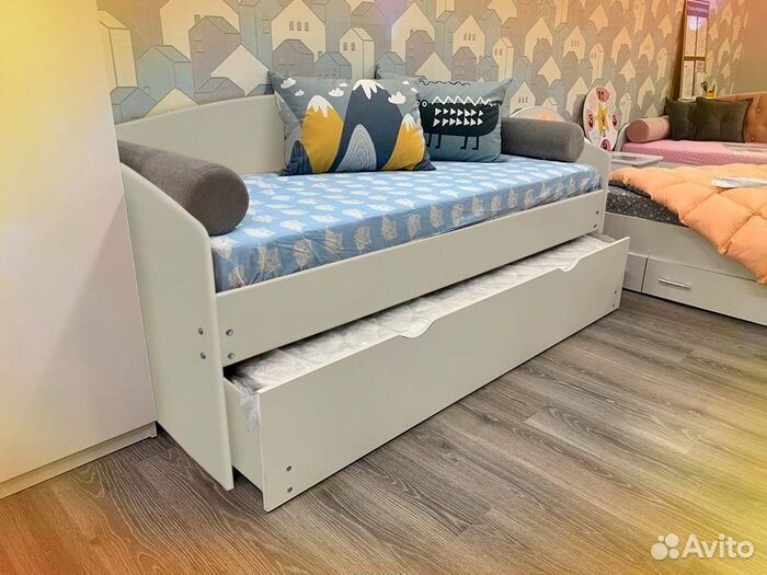 Кровать выдвиж спальн без мягкой спинки детская лд
