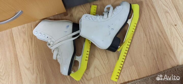 Коньки на девочку 35 размер, Larsen Martina, 23см