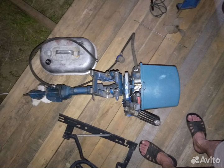 Лодочный мотор