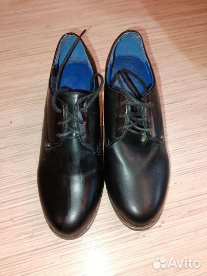 Ботинки женские 38 размера