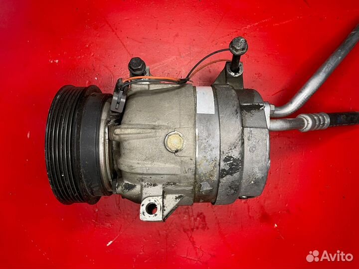 Компрессор кондиционера Renault Megane Scenic K4M