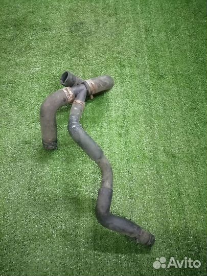 Патрубок охлаждения (радиатора) LFS5-15-185A Mazda