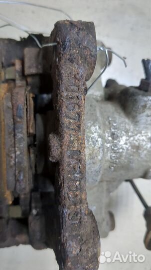 Суппорт правый задний Citroen C4