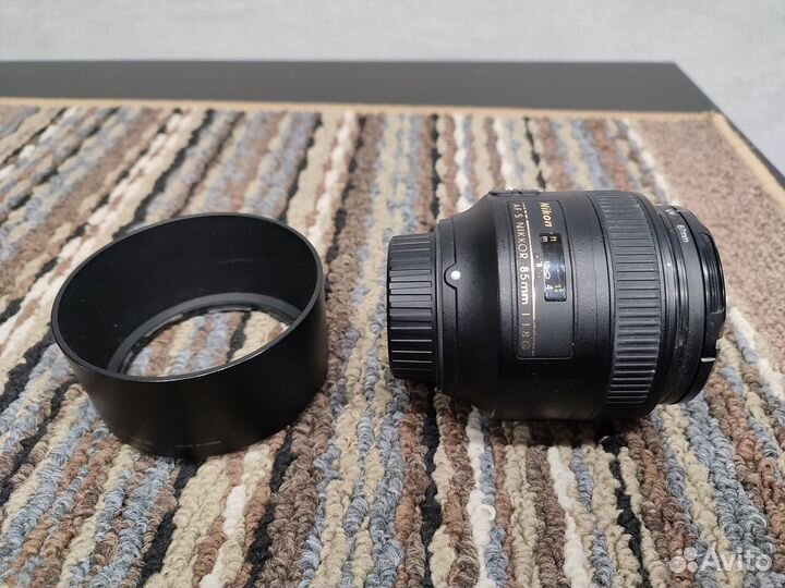 Продам объектив Nikon AF-S Nikkor 85mm f/1.8G