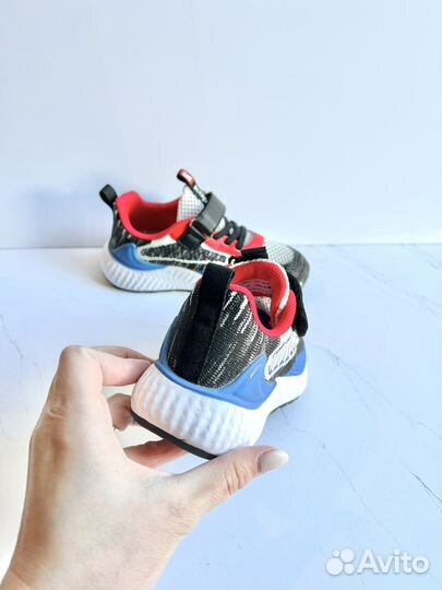 Кроссовки Капика р.28,29