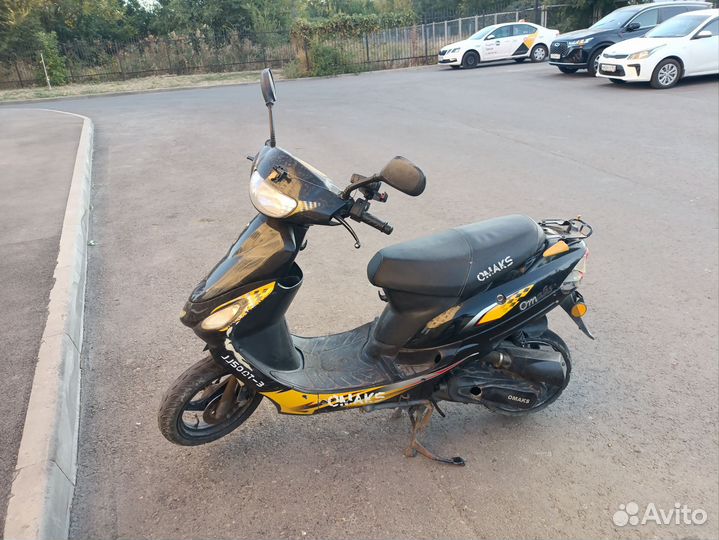 Скутер 150 кубов