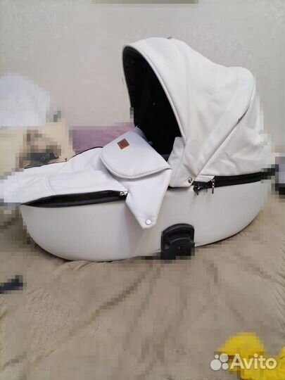 Riko Montana Это кожа + Foo foавтокресло