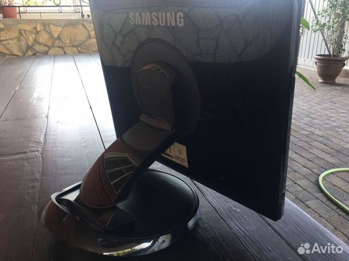 Монитор samsung