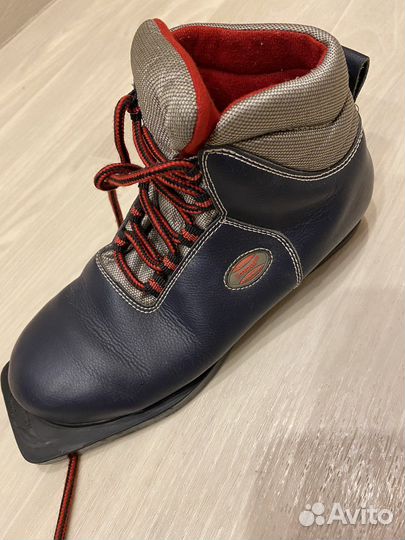 Лыжные ботинки 36 размер