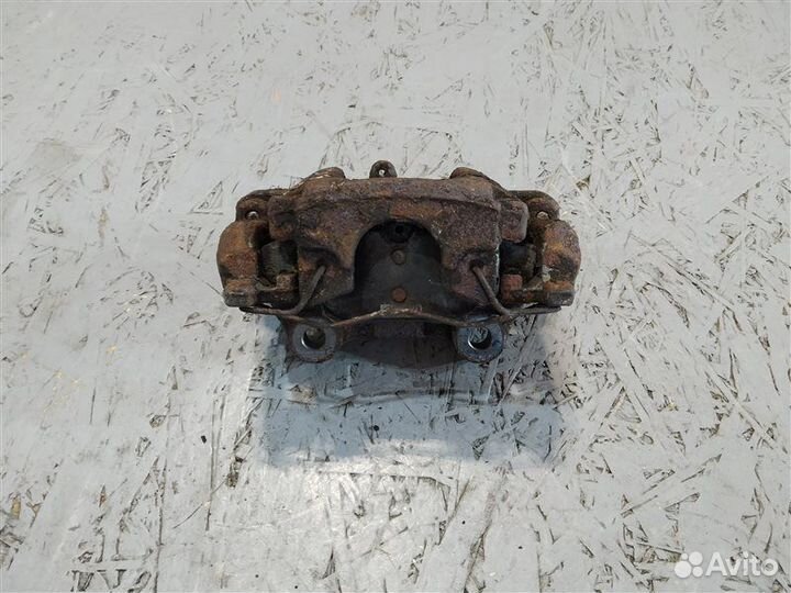 Суппорт задний левый Mercedes C-Class W204