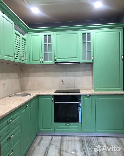 Кухонный гарнитур угловой