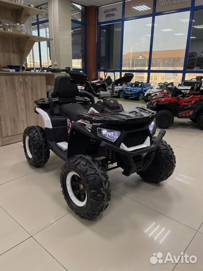 Детский квадроцикл на аккумуляторе