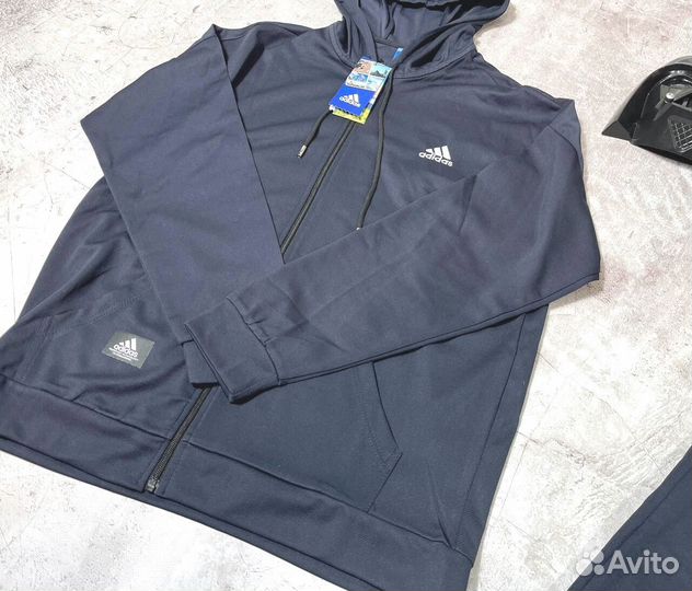 Спортивные костюмы Adidas